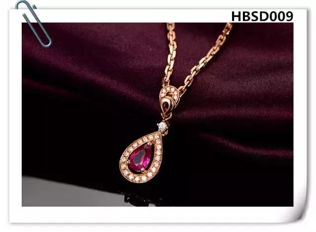 老凤祥红宝石吊坠款式,蓝宝石吊坠经典款式