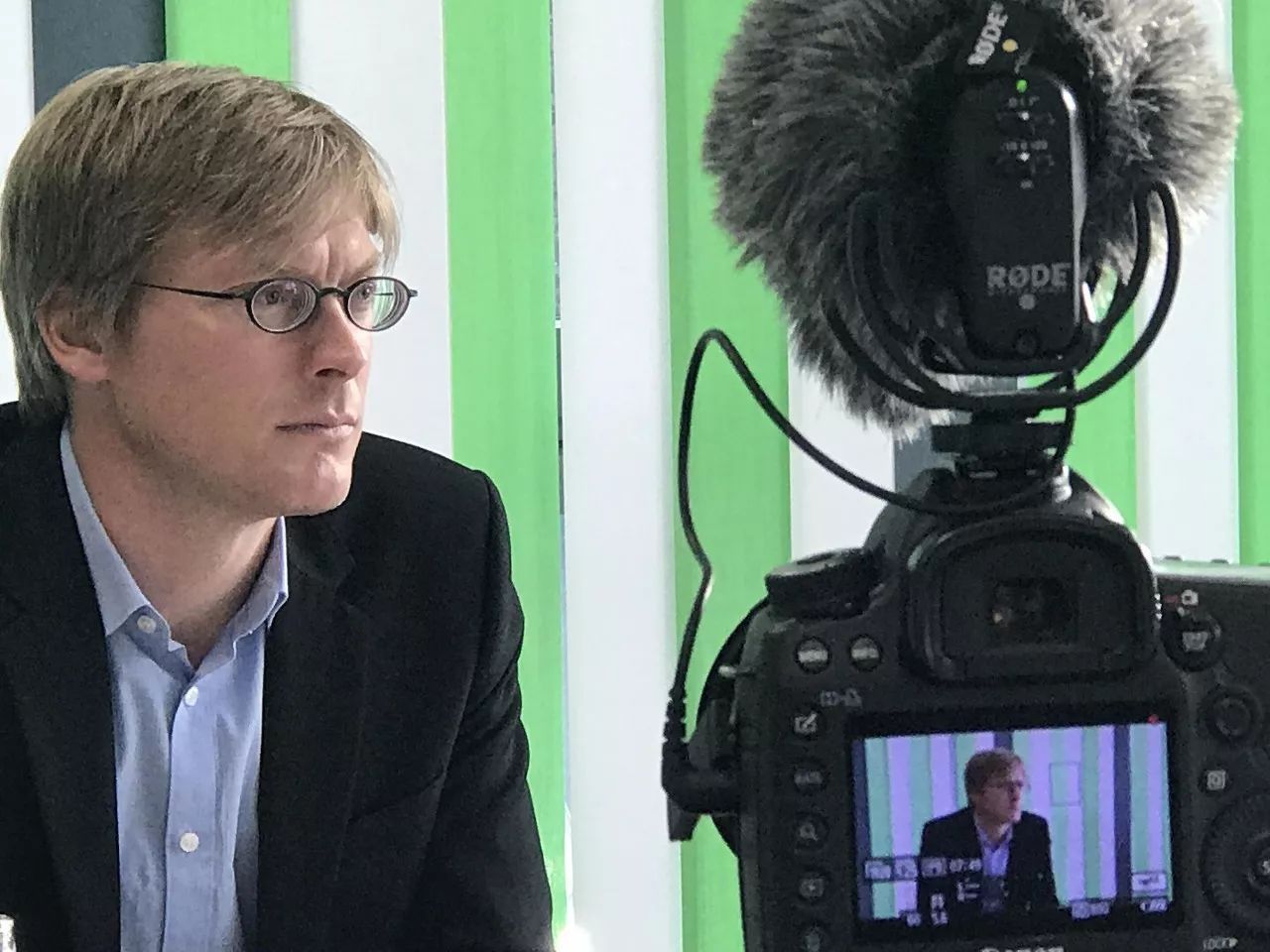 大众青训,为什么大众汽车赞助德国