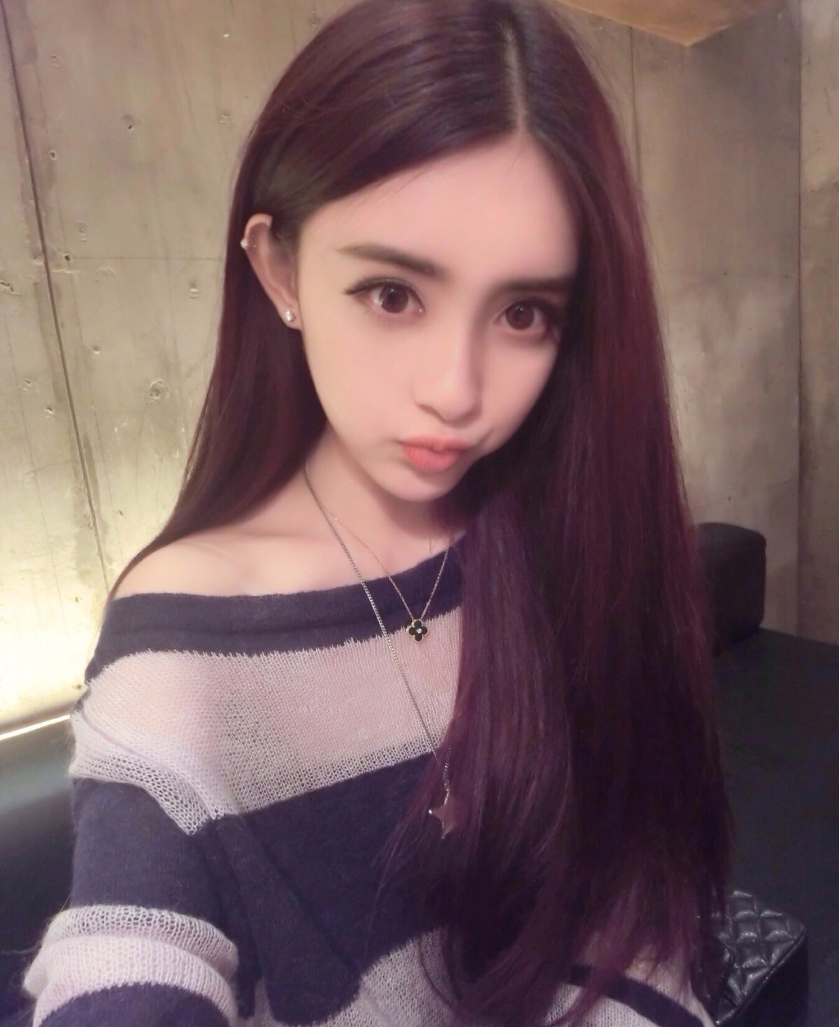 追女孩一定要学会的一招,追女孩最好的办法是吸引她的关注