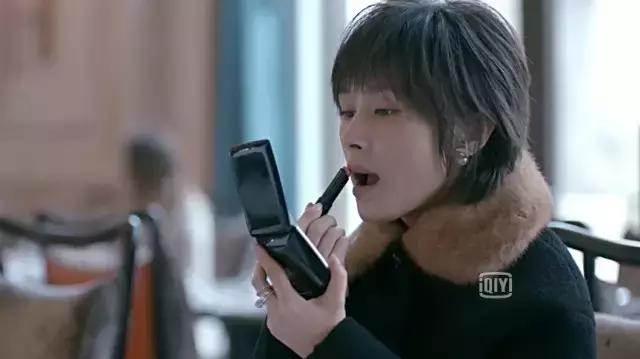 经常断货看看这些明星们用的口红吧