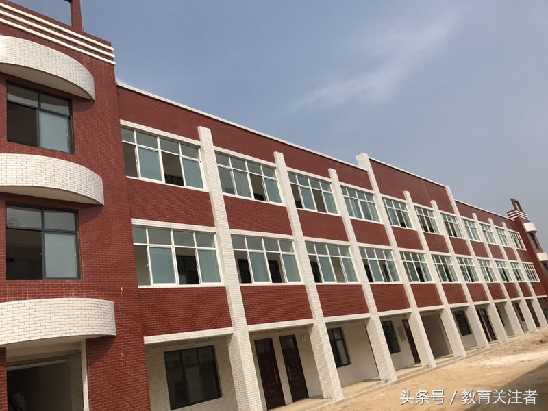 如今的袁河小学美的让你不敢相认——嬗变之花在这里璀璨绽放！