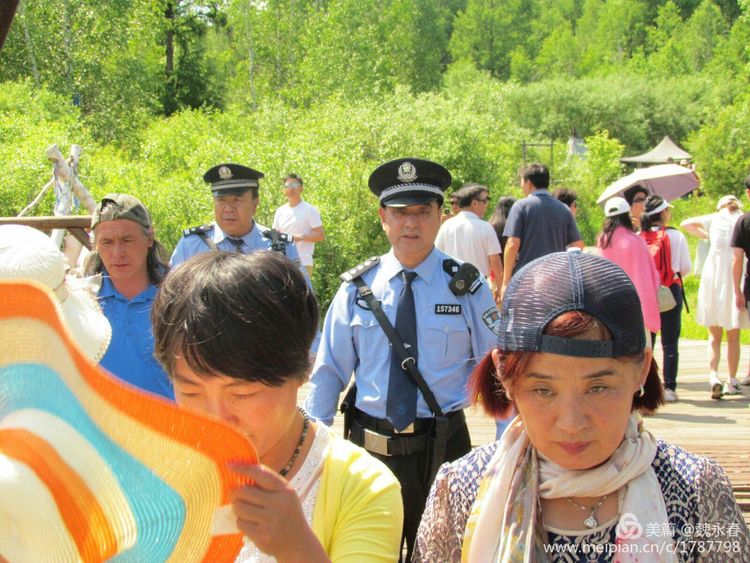 旅游、度假、休闲娱乐为一体的内蒙古根河市敖鲁古雅旅游度假村