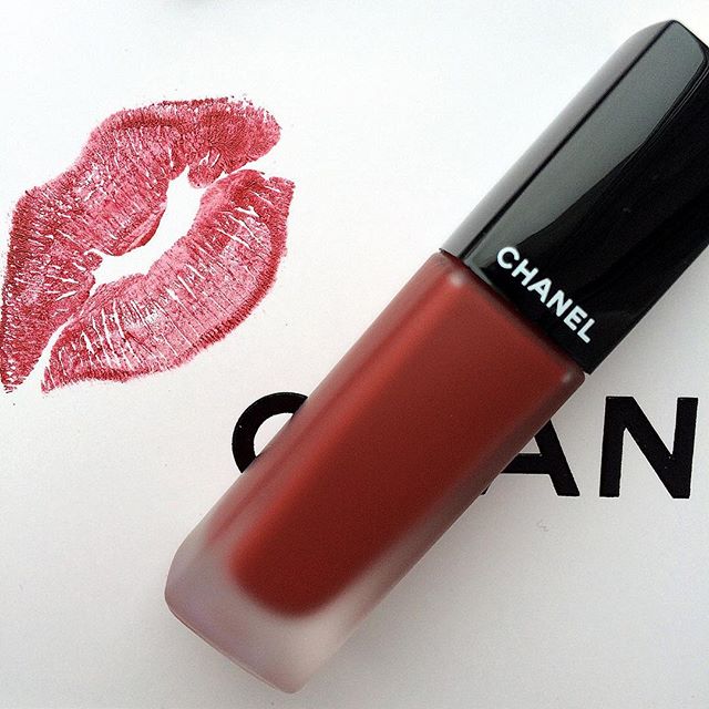 2018口红断货王买到都靠抢,香奈儿可可小姐口红断货王