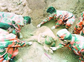 有一种爱叫你妈喊你穿秋裤了,你妈喊你穿秋裤啦图片