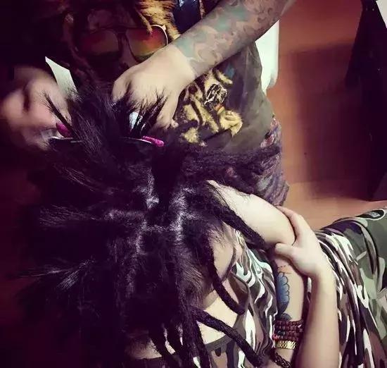 越看越帅的脸型国字脸,短国字脸怎么整成窄方脸