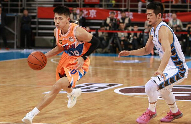 冷酷清理老臣是福是祸？曾经冠军之师要和昔日同城鱼腩比高低！