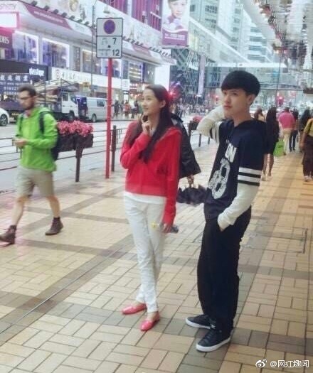 关晓彤赵露思宋威龙张逸杰,凤囚凰张逸杰和关晓彤花絮