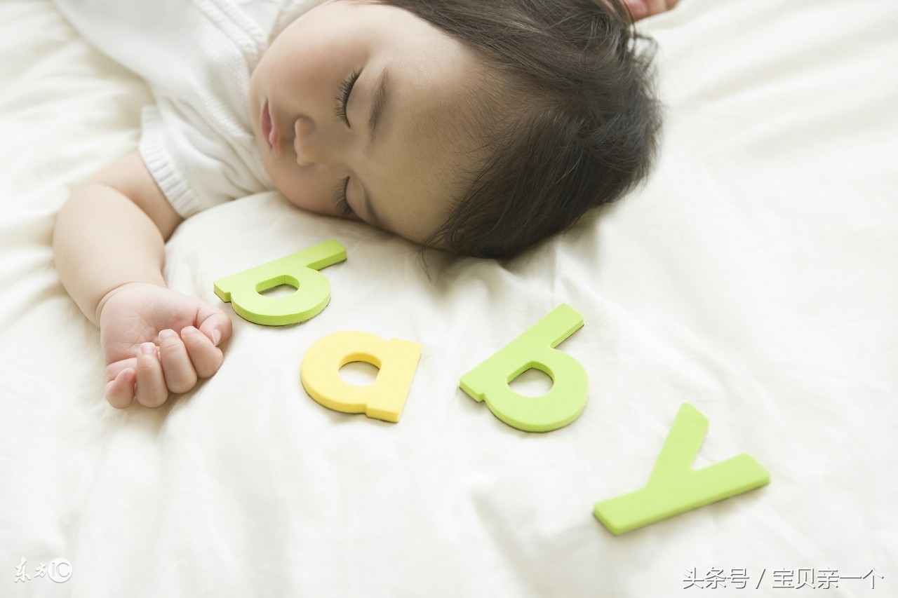 宝宝睡觉头就出汗是什么原因,晚上睡觉头上脖子出汗怎么一回事