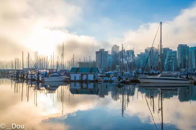 荒野猎人小李子救印第安女人,荒野猎人小李子遇到暴风雪