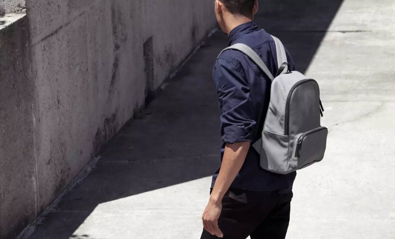 吃下这颗大安利|春季必入10款背包（男女都合适）