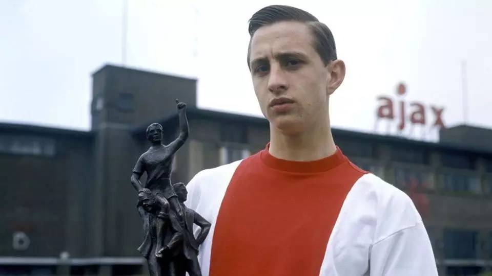 克鲁伊夫现在怎么样了,克鲁伊夫正确打开方式