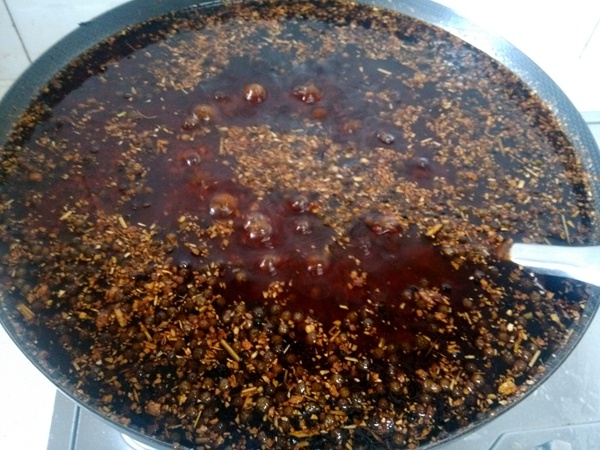 重庆巴适老火锅香辣火锅底料,火锅配料送锅具