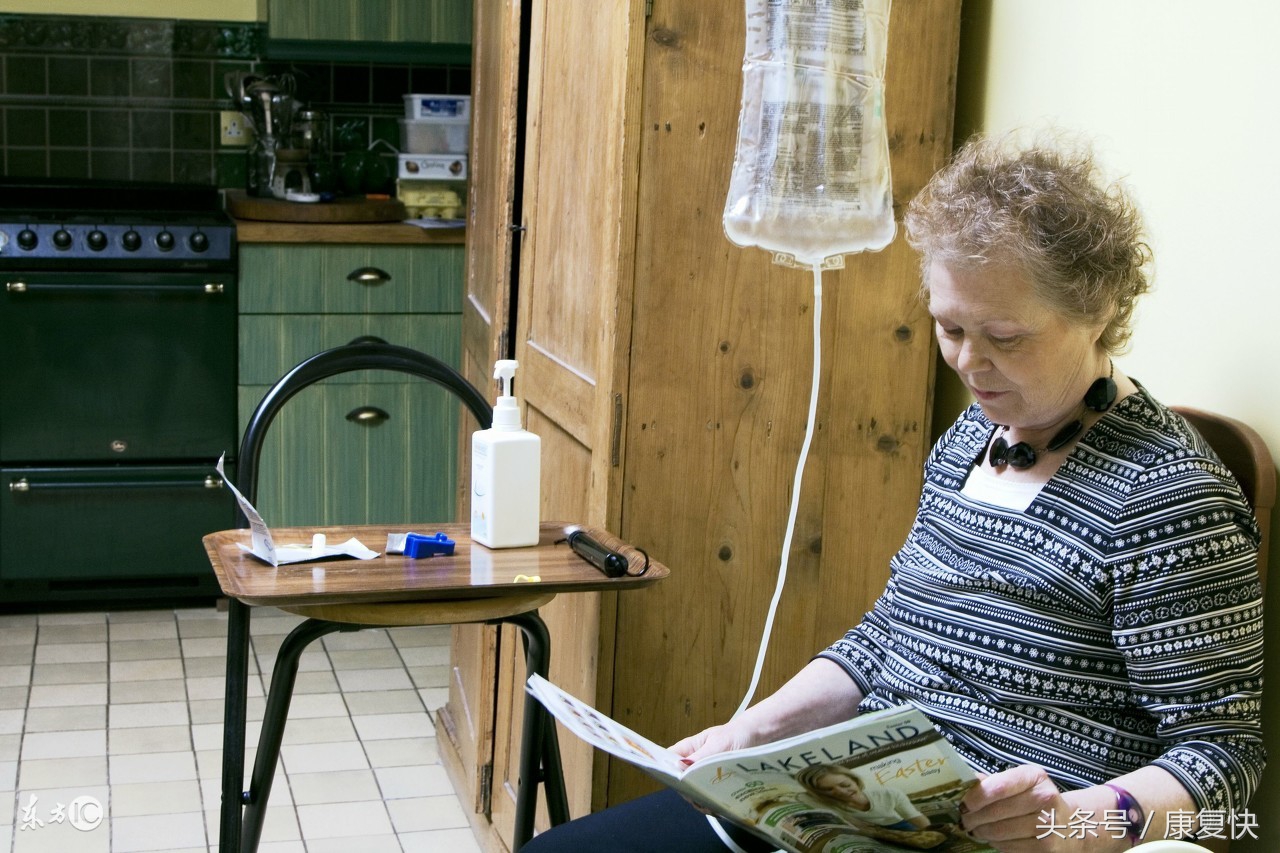 慢性肾功能衰竭病人的健康指导,慢性肾衰竭的营养治疗应选用