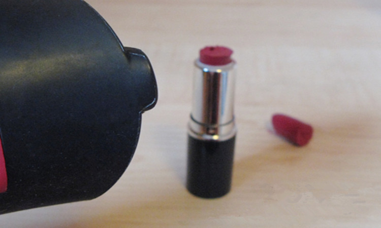 折断的口红,断掉的口红怎么恢复原样