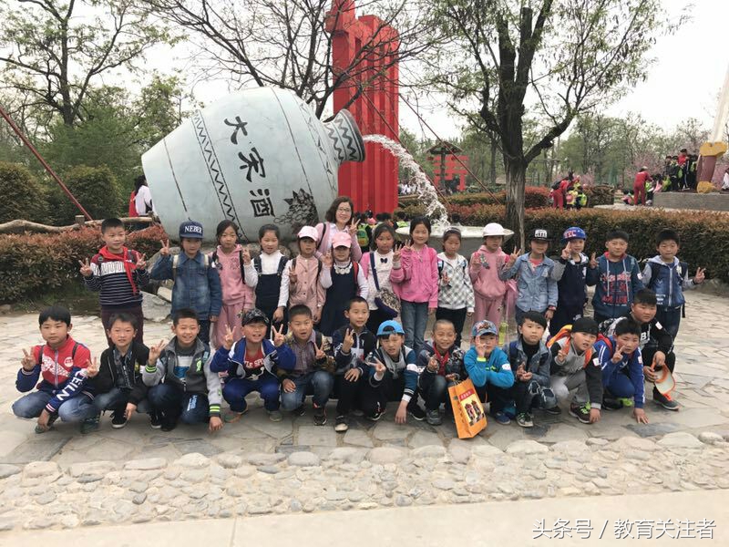 如今的袁河小学美的让你不敢相认——嬗变之花在这里璀璨绽放！