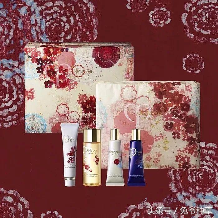 历年彩妆圣诞款,丧心病狂的妆容