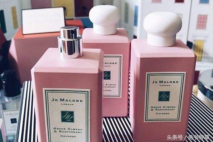 历年彩妆圣诞款,丧心病狂的妆容