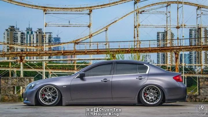 人生一定要搞一辆自己喜欢的车,英菲尼迪g37敞篷雷克萨斯is300c