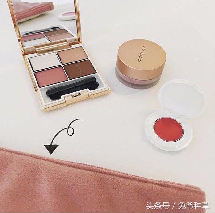 历年彩妆圣诞款,丧心病狂的妆容