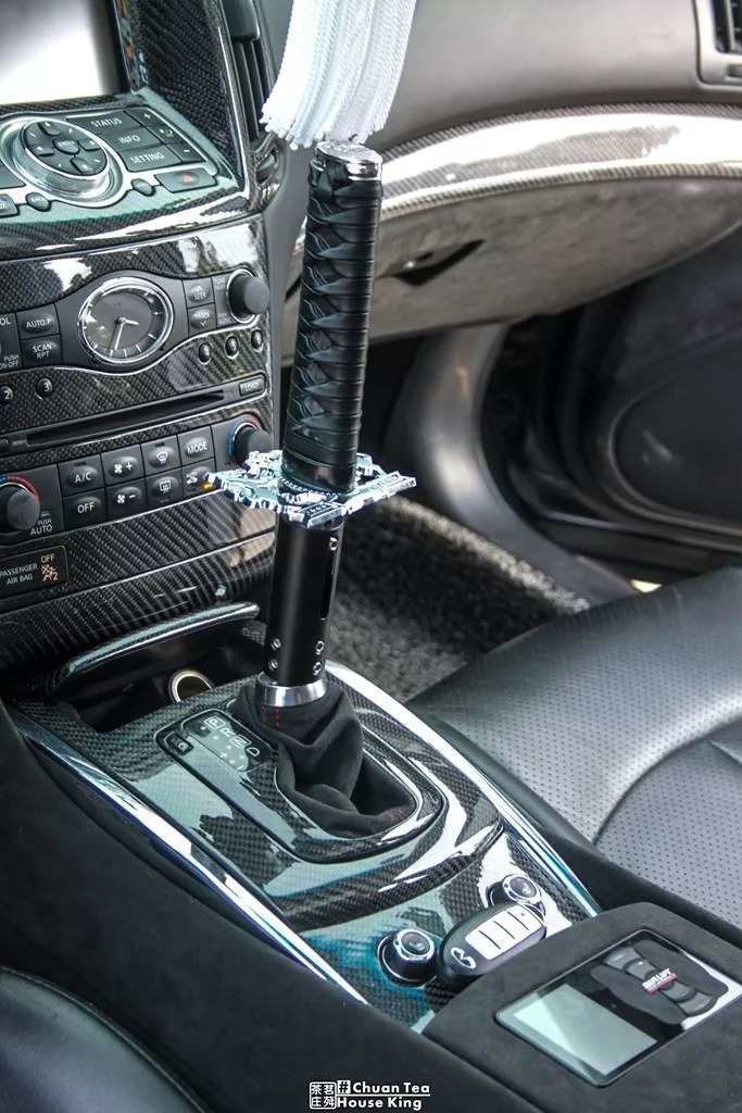 人生一定要搞一辆自己喜欢的车,英菲尼迪g37敞篷雷克萨斯is300c