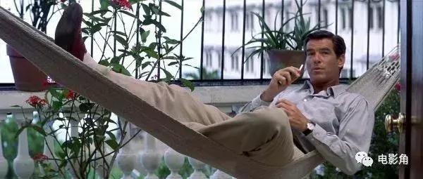 皮尔斯布鲁斯南拍了几部007影片,皮尔斯布鲁斯南007电影合集