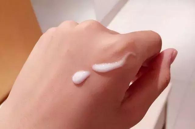 大牌平价水乳油皮痘肌推荐,混油皮水乳推荐秋冬平价