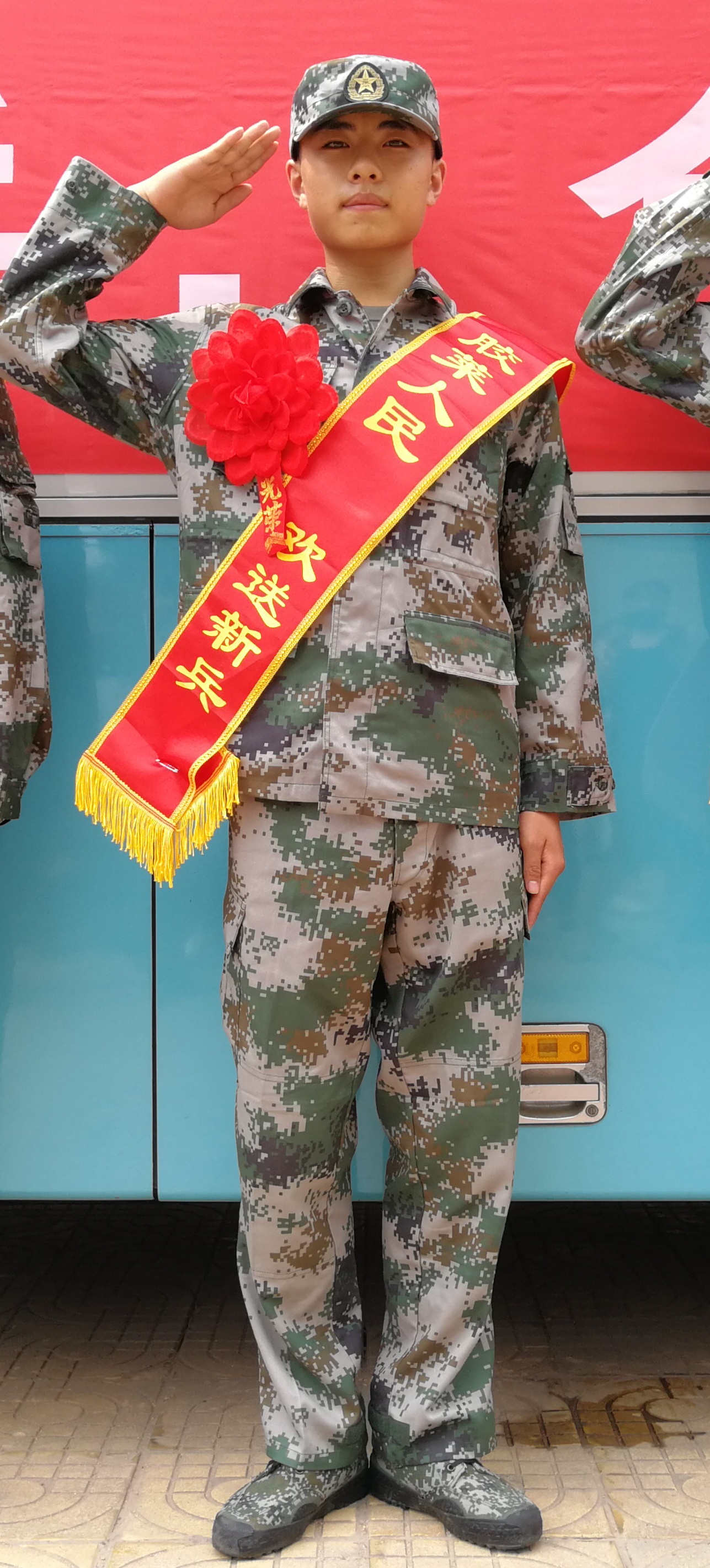 三岁父亲去世,3岁父亲去世母亲改嫁