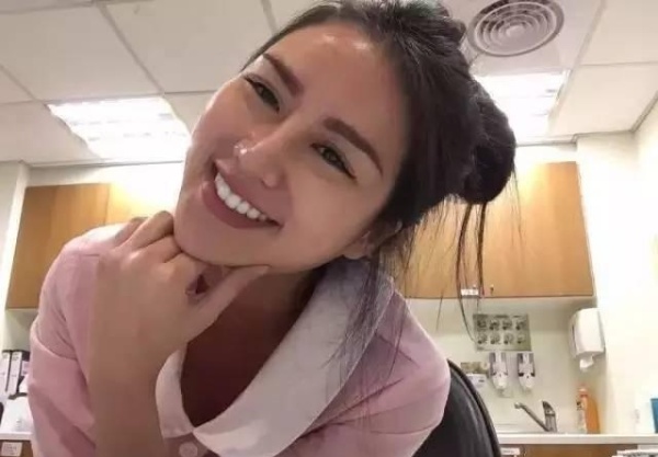 举铁界最性感的护士——CarinaLinn这么美丽的人生