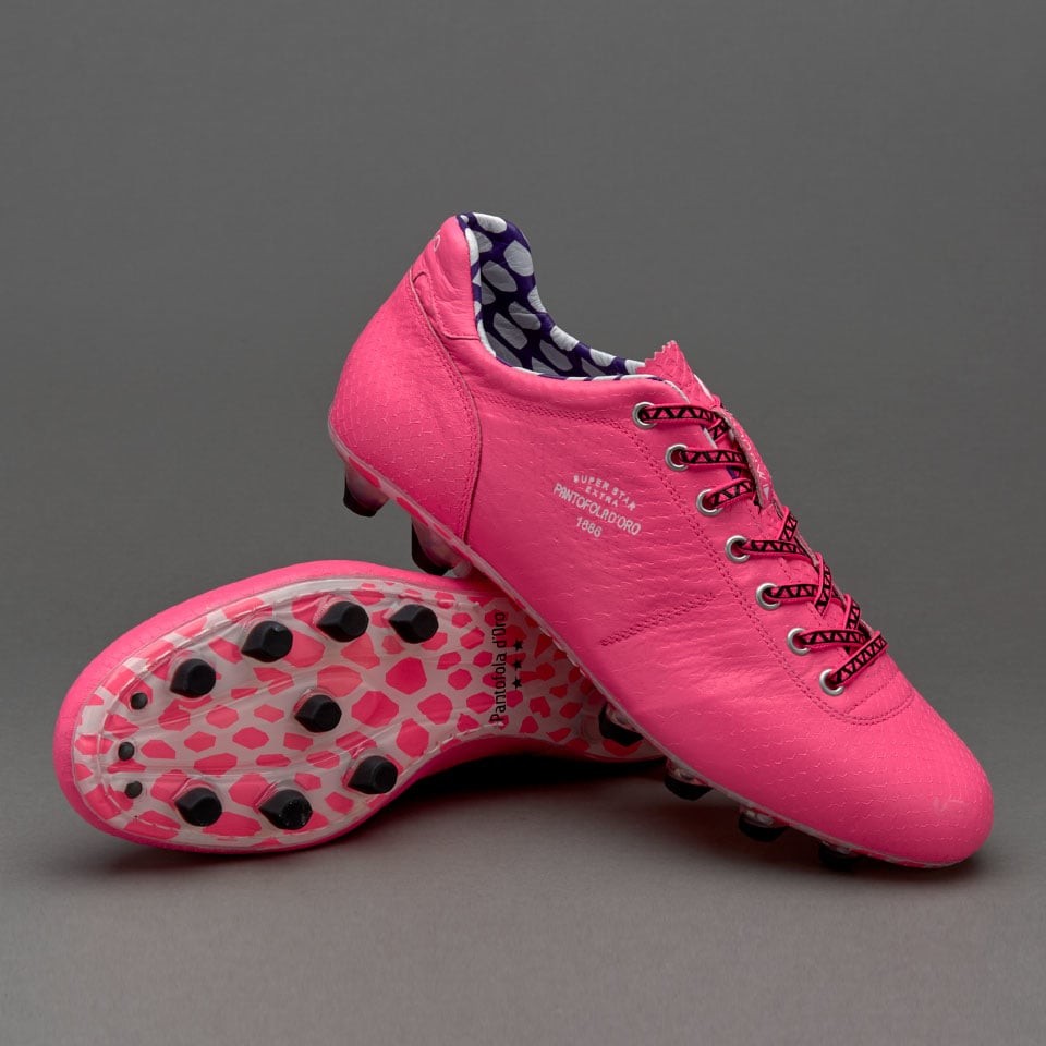 十种最好看的足球鞋,经典足球鞋盘点