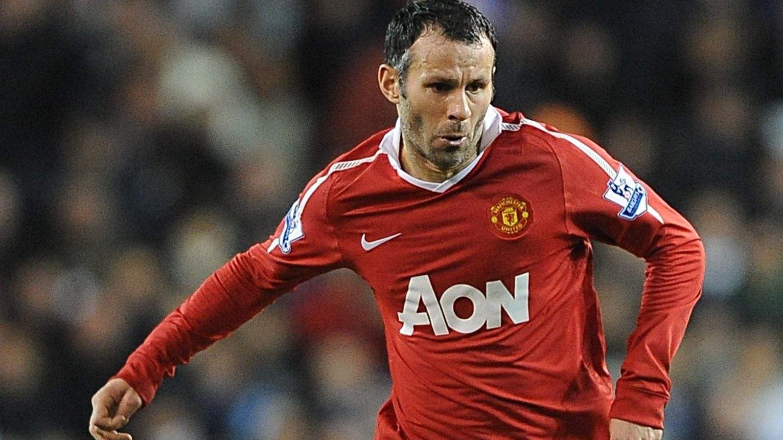 天下足球最煽情的旁白解说员,天下足球感动的句子