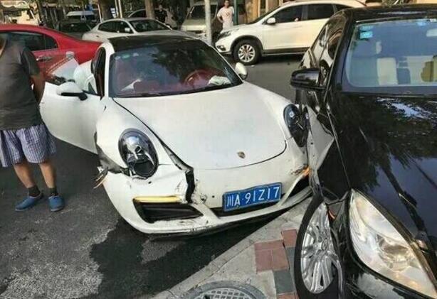 21岁足球天才少年,足球天才出车祸