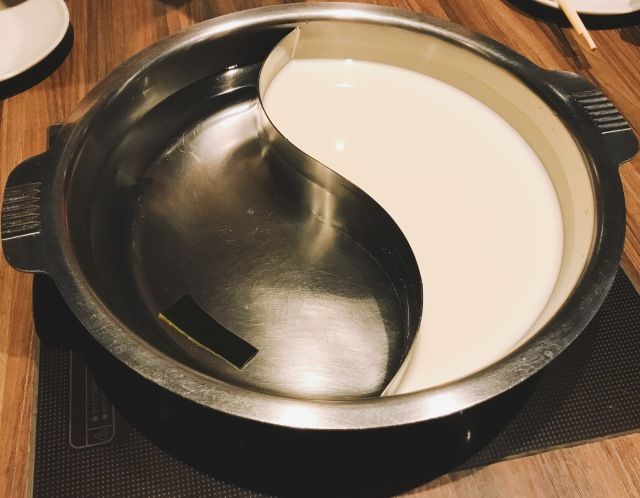 朱元璋黑猪肉,你在这里可以吃到美味的中餐英文