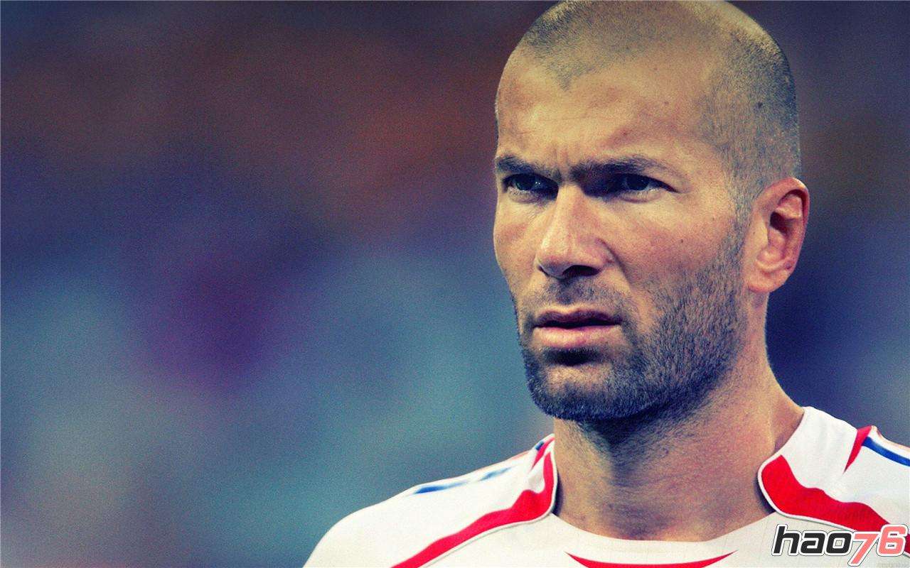 天下足球最煽情的旁白解说员,天下足球感动的句子