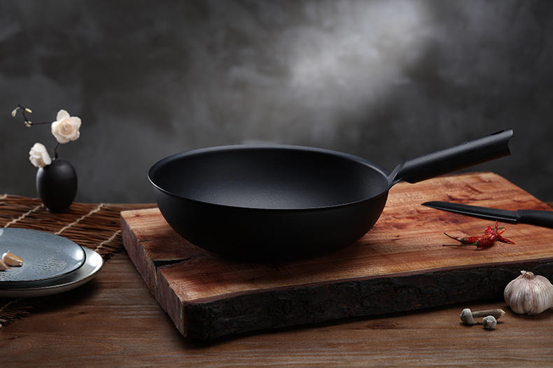 宿舍不粘锅怎么挑选好用,不粘锅在挑选时要关注哪些