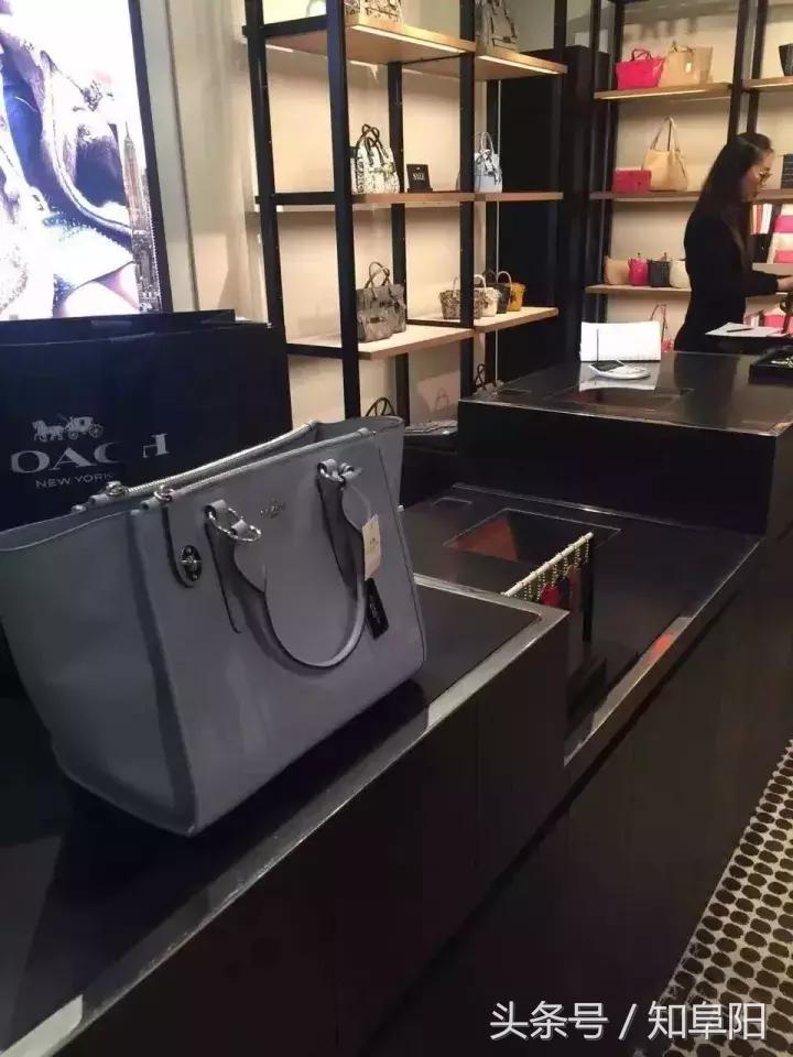 阜阳一90后小伙在枫叶国度加拿大坚持代购……