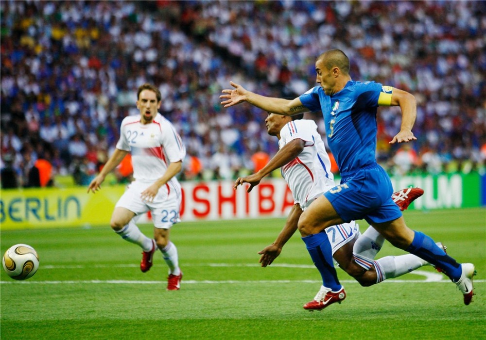 天下足球贺炜十大催泪旁白谁解说,天下足球之经典语录