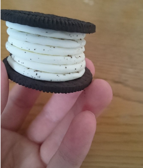 这个村一条秋裤卖全国闯出振兴路,厉害这个村凭一条虾走上了致富路