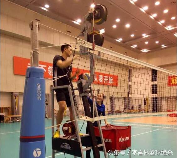 女排19岁接应新星上位良机,女排新星19岁