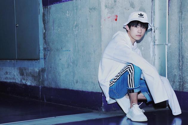 易烊千玺始于颜值忠于才华混剪,易烊千玺成毅演技