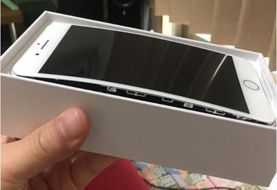 为何iPhone8十连爆后苹果还不召回？和三星Note7不太一样
