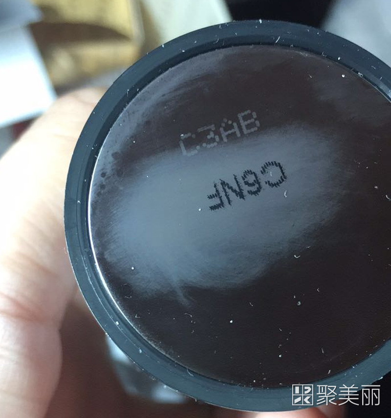 伊丽莎白雅顿停产了吗,伊丽莎白雅顿化妆品过期可以用吗