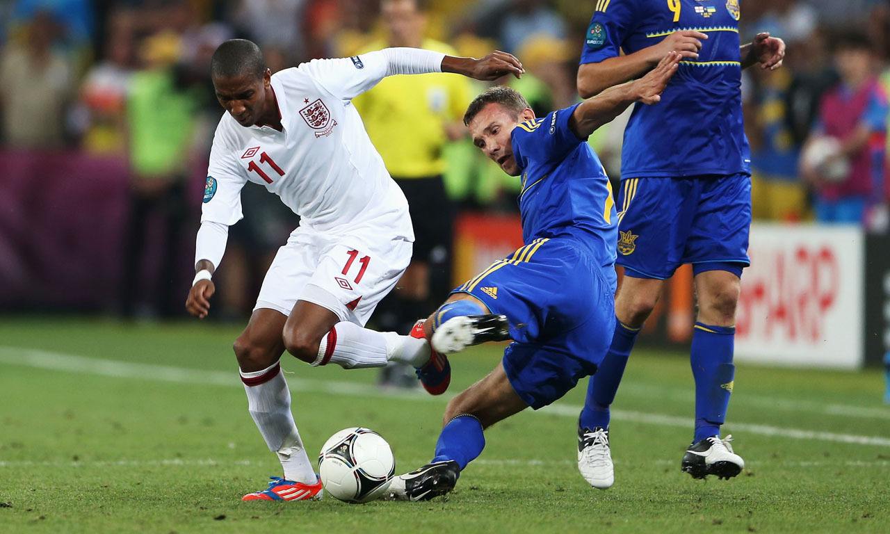 天下足球贺炜十大催泪旁白谁解说,天下足球之经典语录