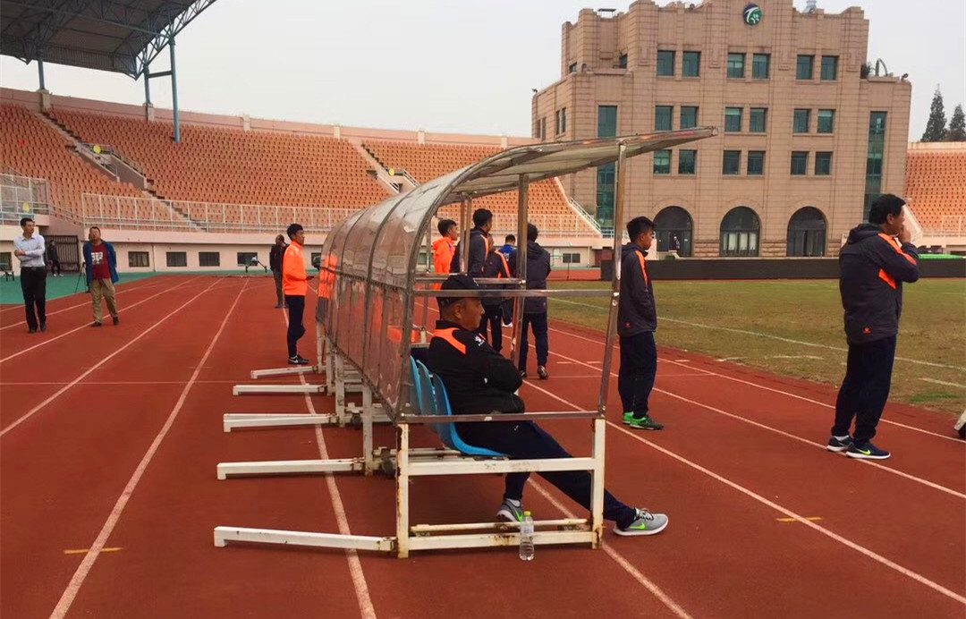 殷铁生青岛中能冲超,殷铁生第三次执教青岛中能