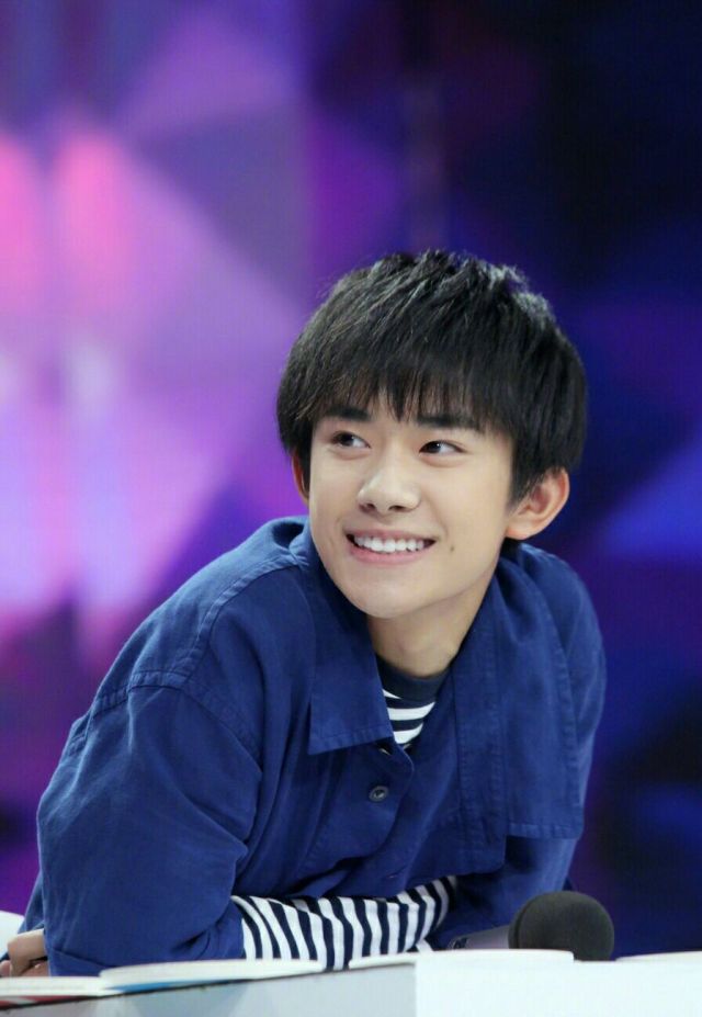 易烊千玺始于颜值忠于才华混剪,易烊千玺成毅演技