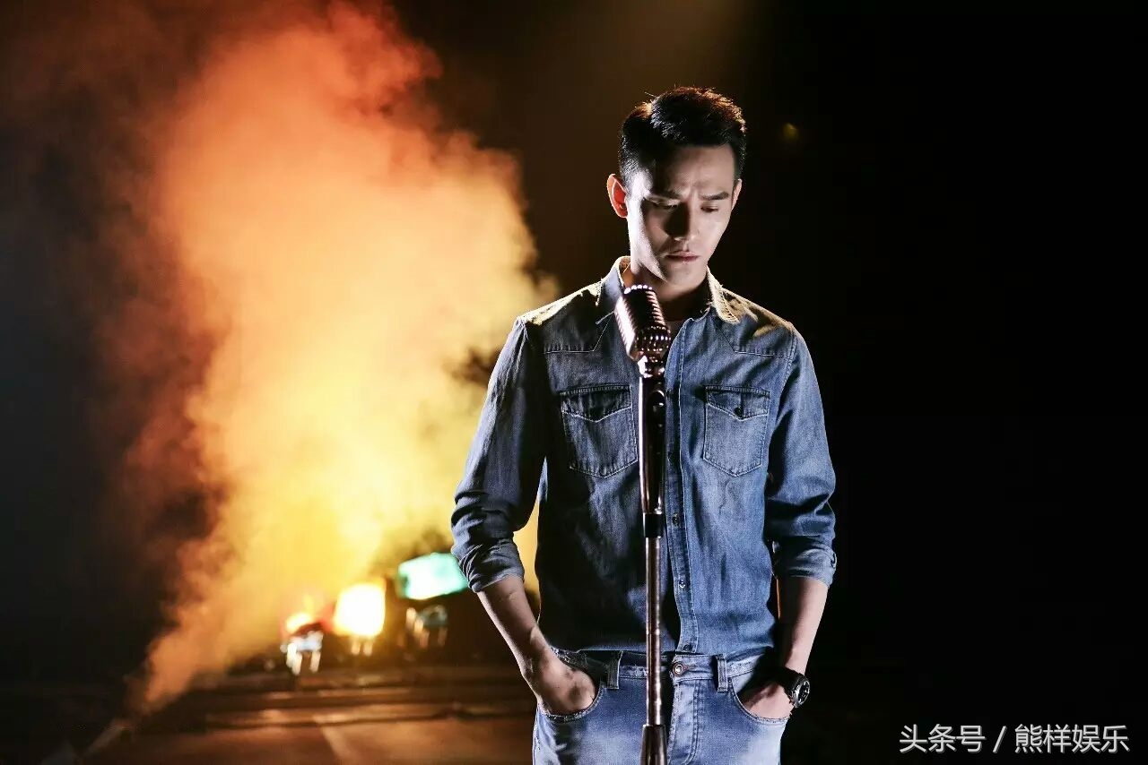 鐜嬪嚡铔颁紡涓庣唤鏀鹃潰瀵归潰,鐜嬪嚡铔颁紡涓庣唤鏀鹃潰瀵归潰瀹屾暣