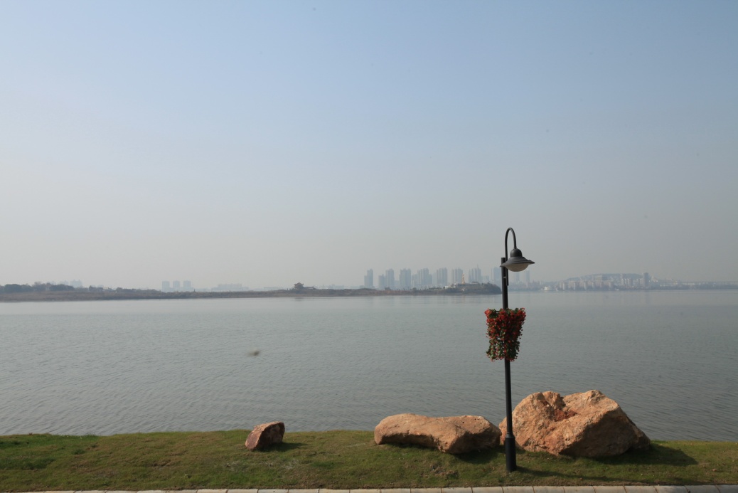 东原·纳帕溪谷：三面环湖，醉美岛墅