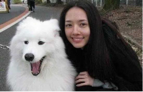 一个月的萨摩耶老是咬东西怎么办,萨摩耶幼犬咬主人手脚怎么办