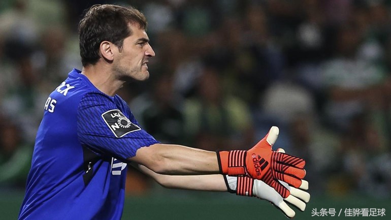 打工仔薪水竟是领导的十几倍豪门主席薪资曝光年薪不足球星1/14