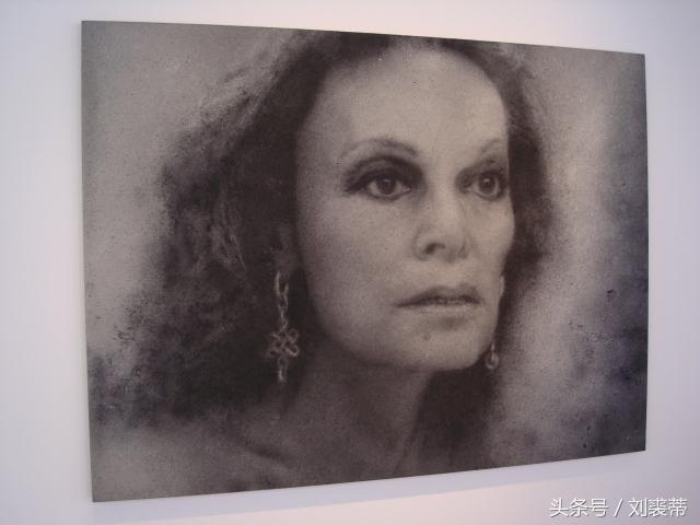 不拉皮的女人：与DVF共进下午茶