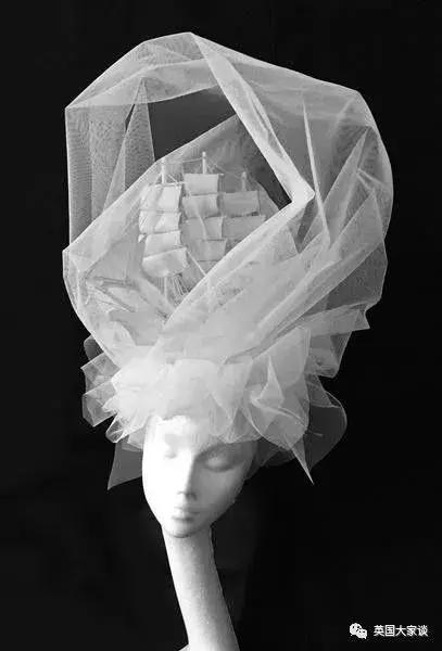 华人伦敦遭鹿攻击酿惨剧，事发地里士满公园警告：务必离鹿50米！